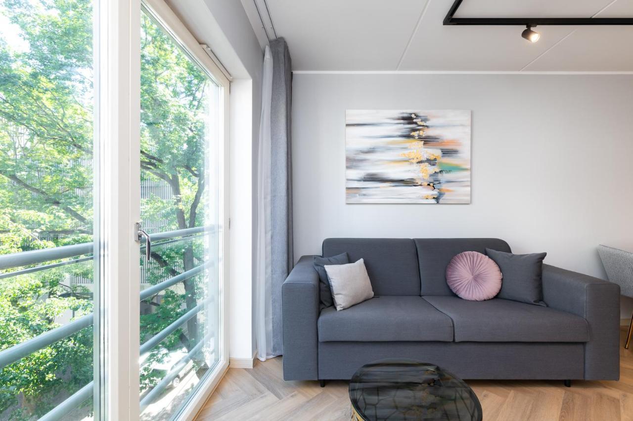 Central Rosi Art Deco Apartment With Parking Tallin Exterior foto